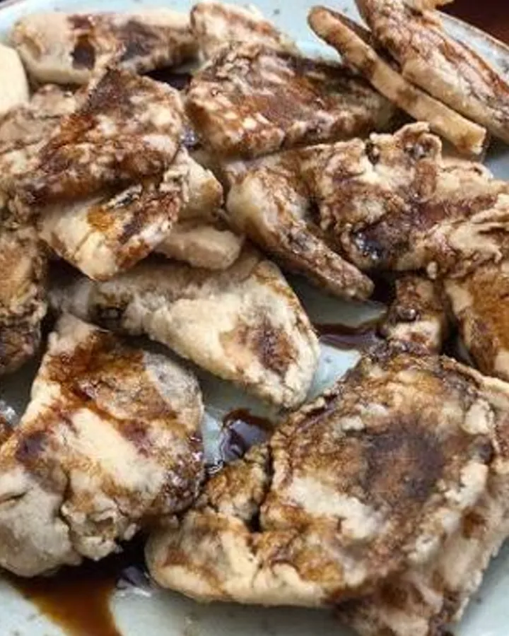Fried aubergines with cane honey
